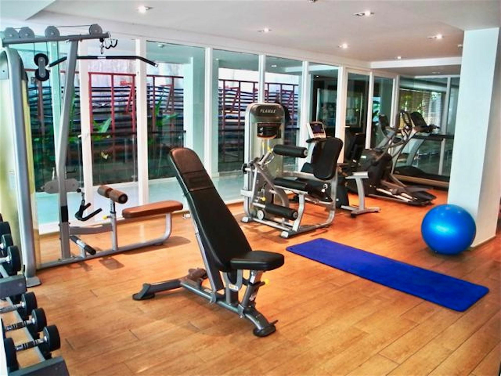The Privilege Residence : 1 Bedroom Apartment In Patong Kültér fotó